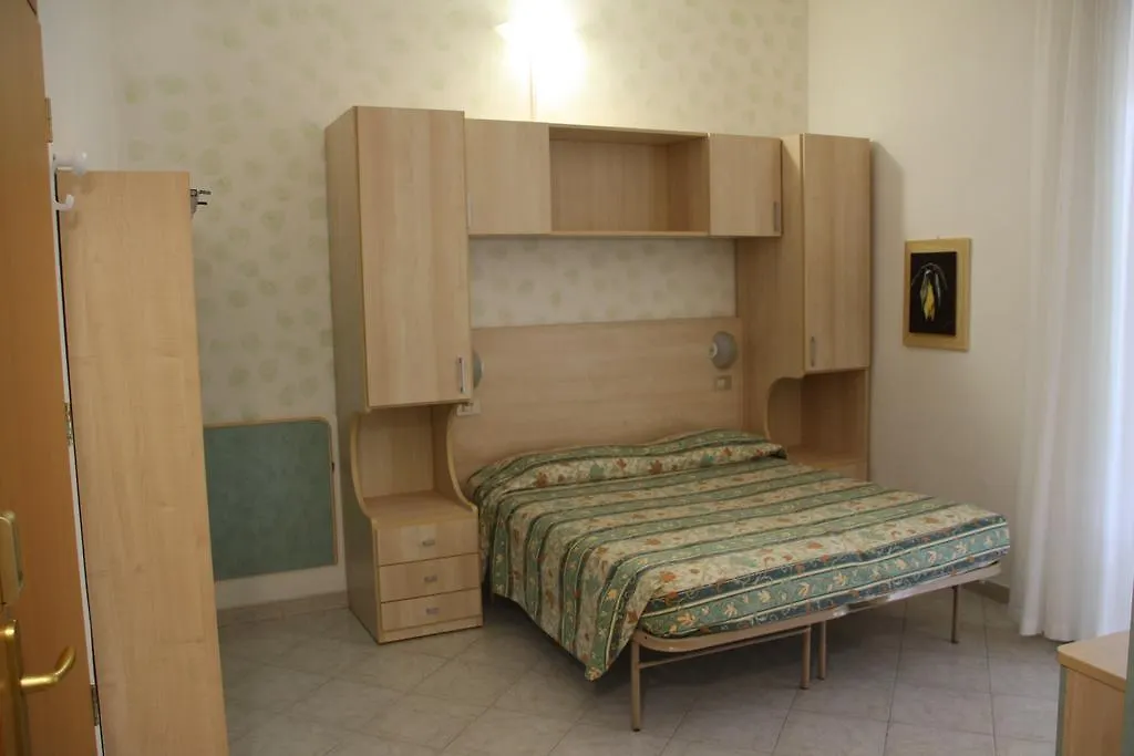 Hotel Flora Bellaria-Igea Marina 3*,  Italy